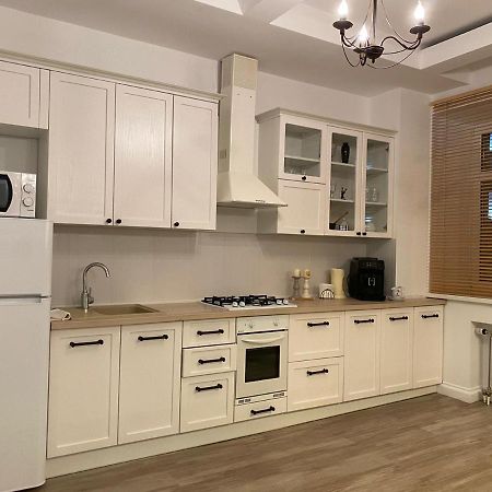 Bright Apartment Gomel Dış mekan fotoğraf